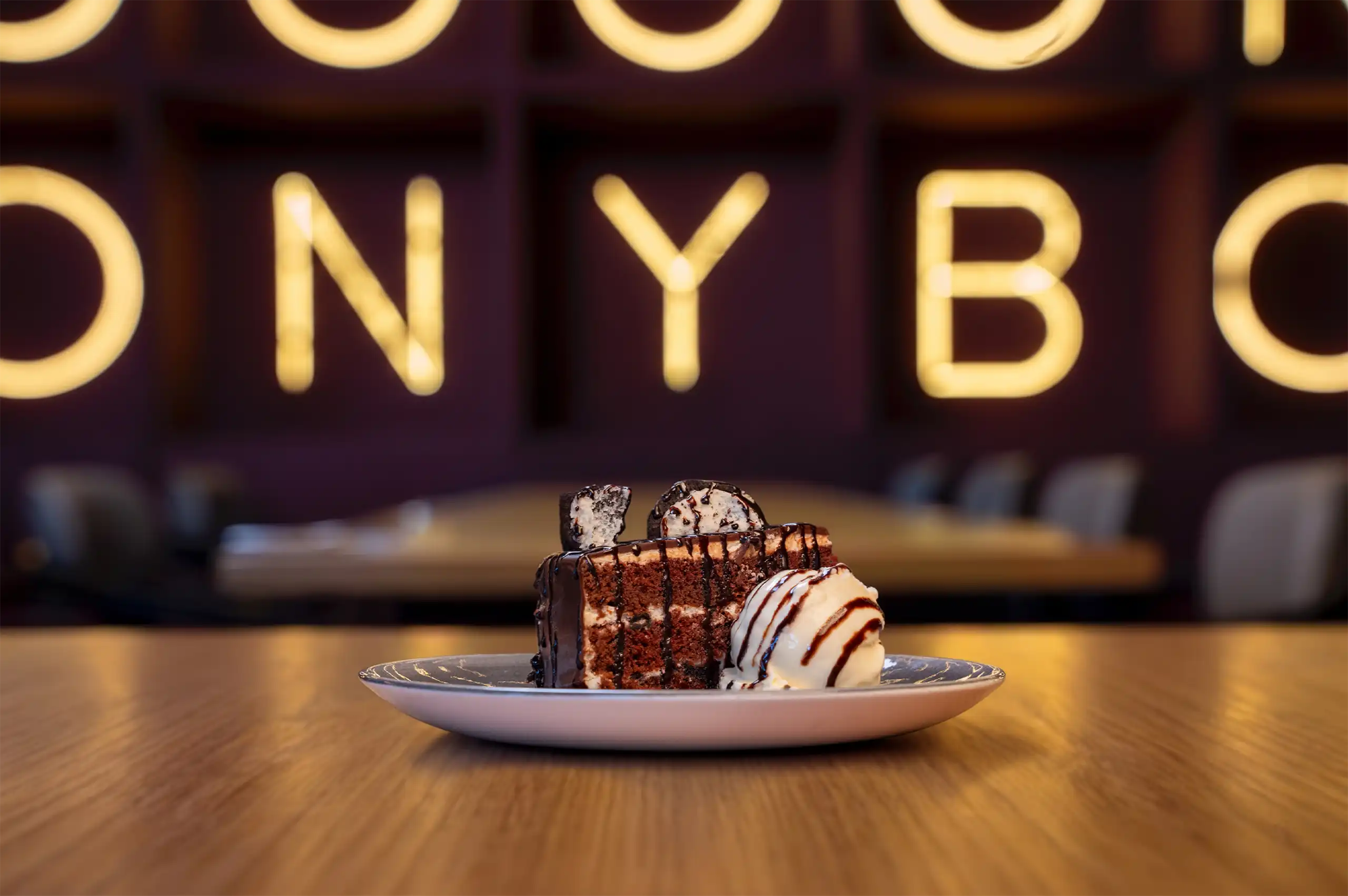 Oreo Chocolate Cake